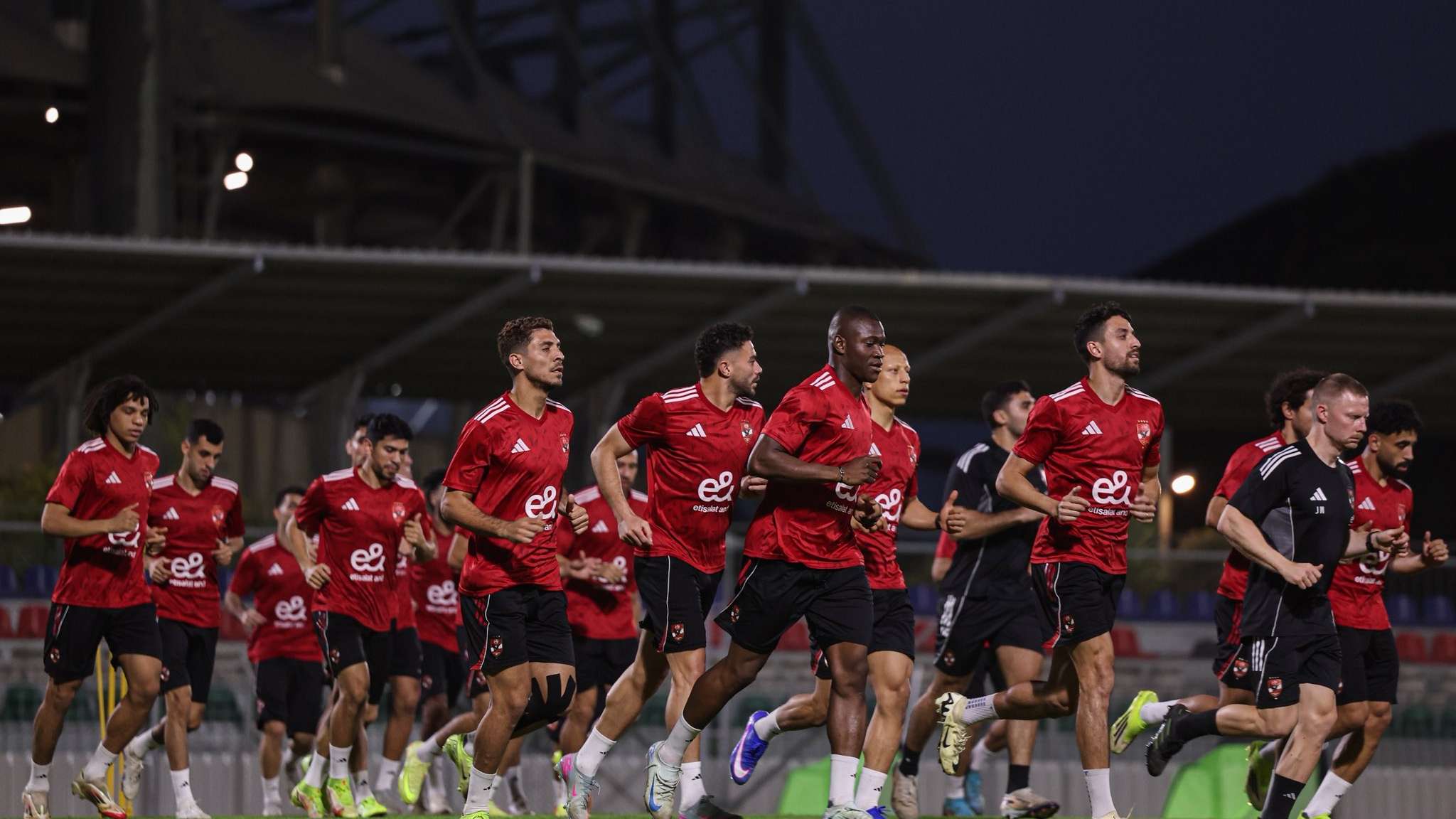 Video: Amid refereeing controversy, Al Ahly fall into a draw against Ceramica Cleopatra  