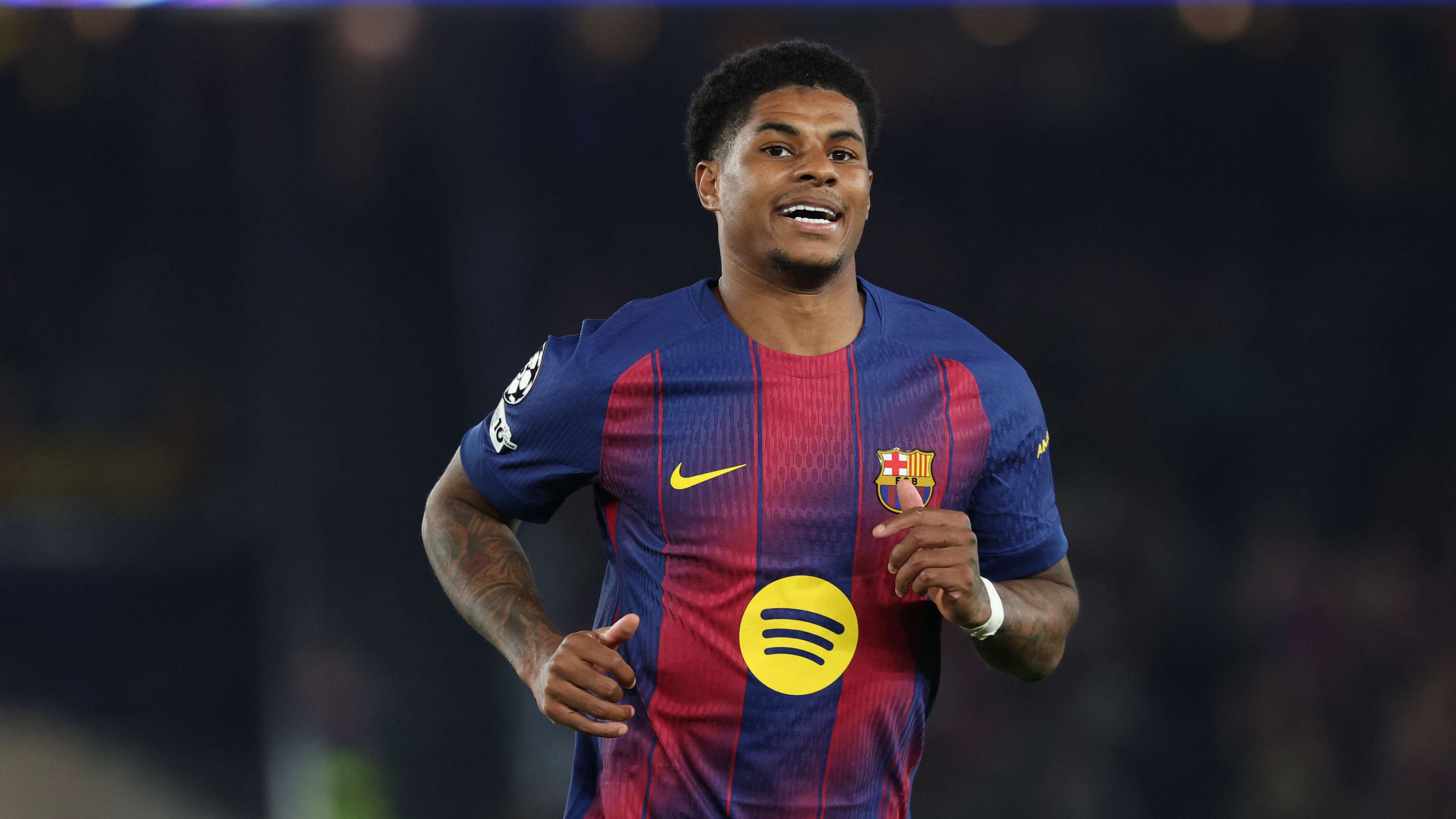 Barca told they'd be 'insane' not to sign Rashford after Madrid heroics  