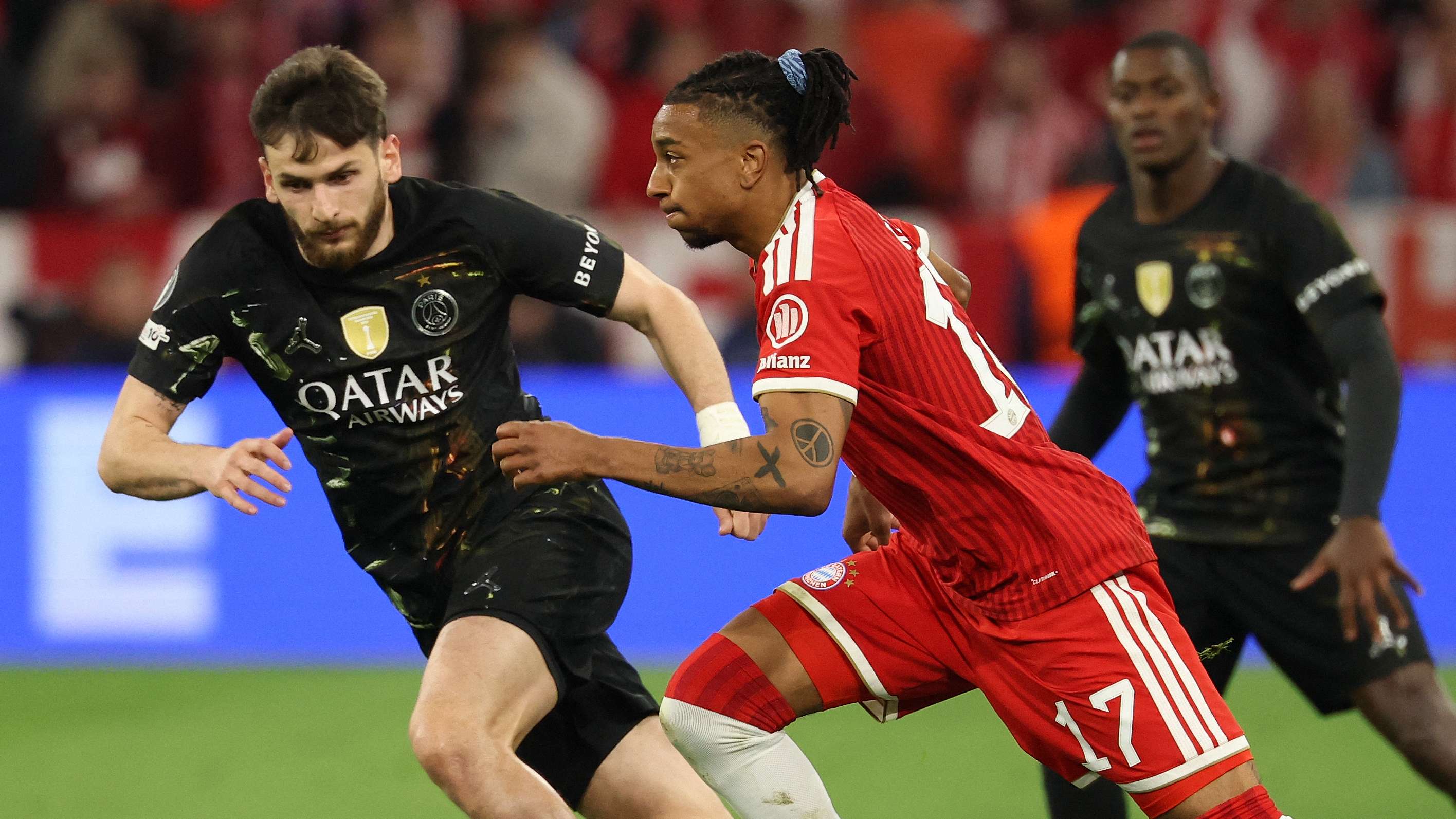 📽️ | Fans spot genius tactic used by PSG to completely nullify Olise  