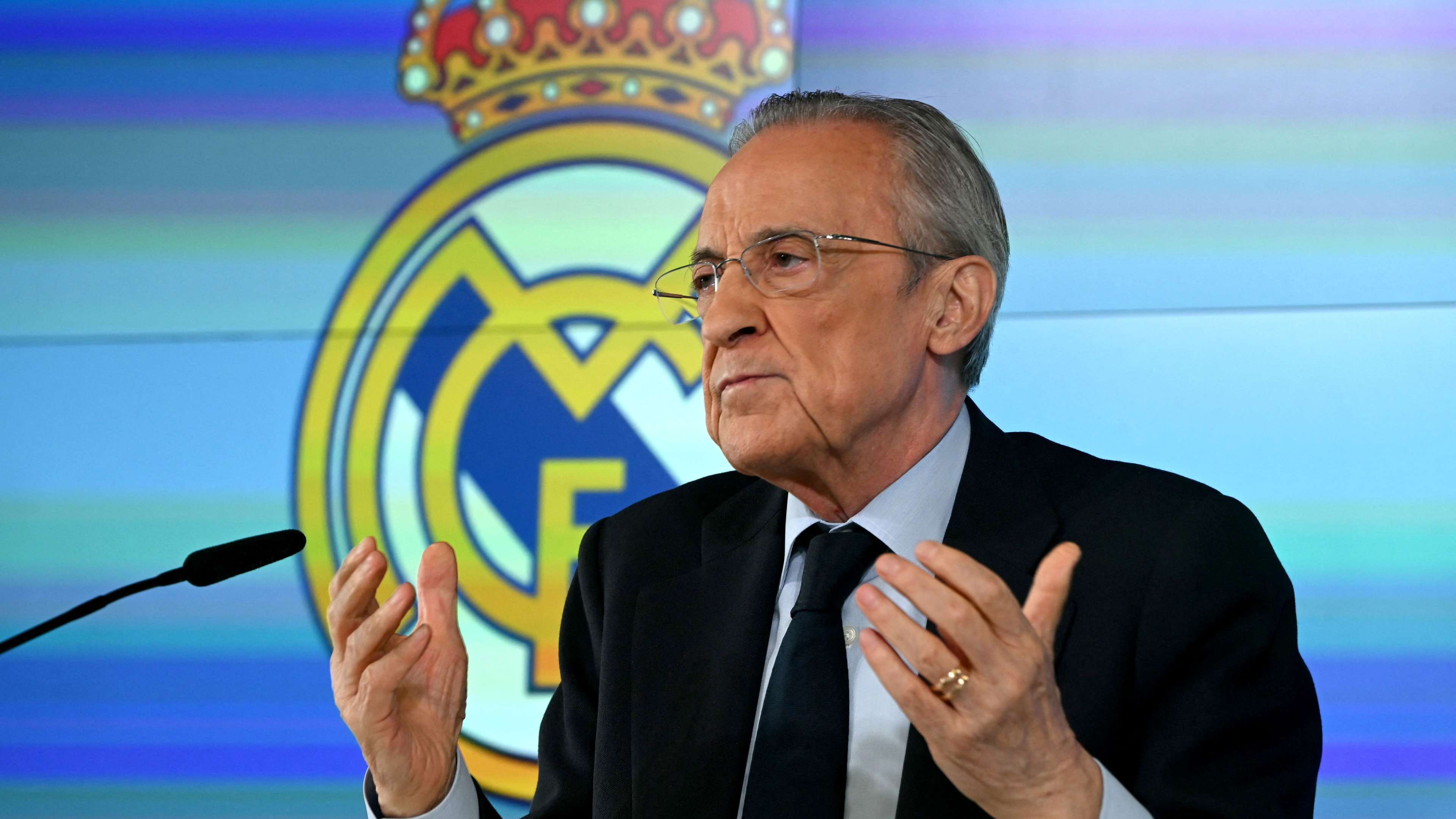 Perez claims TWO coaches on his mind to replace Arbeloa  