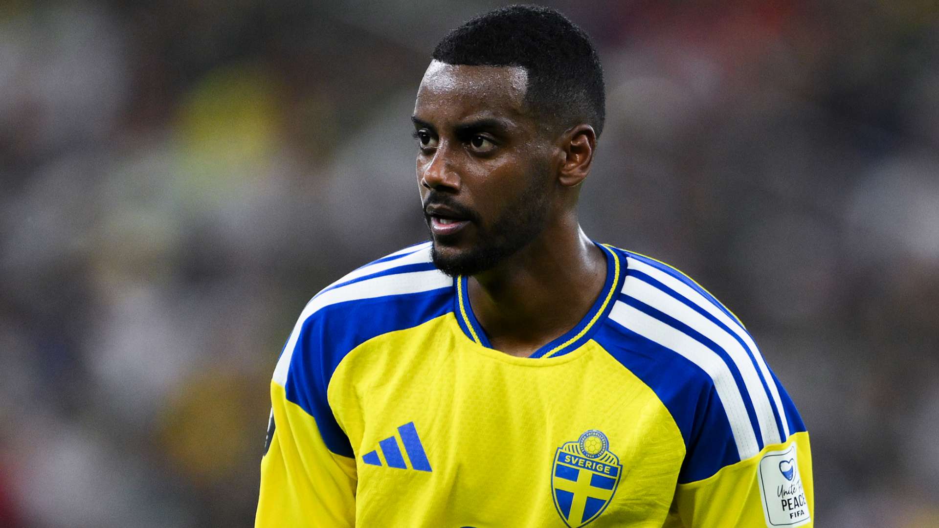 ‘He’s a magical player’ - What Isak needs in order to prove that  