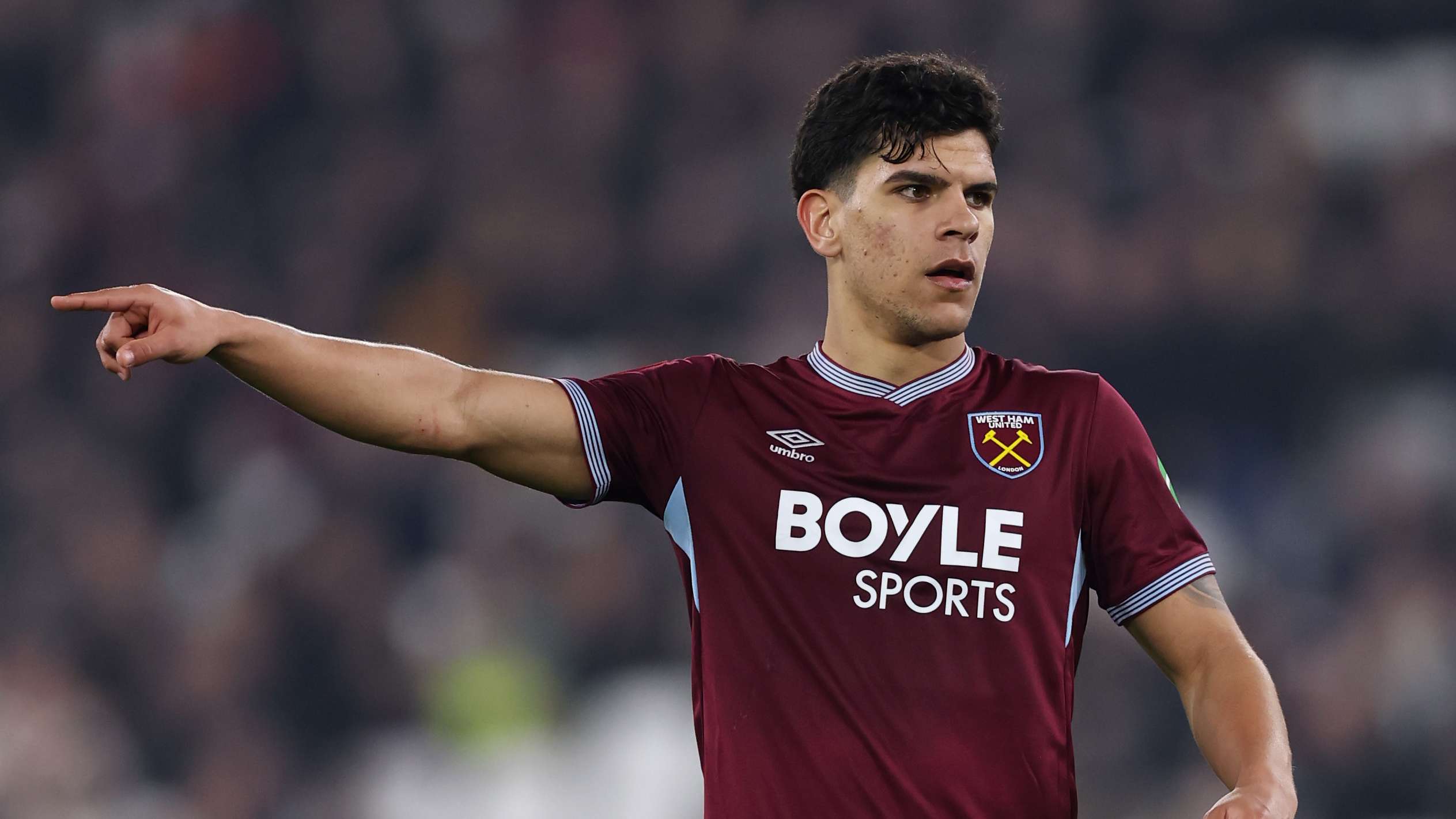 Real Madrid back away as they 'expect' Man Utd to sign £80m-rated midfielder  