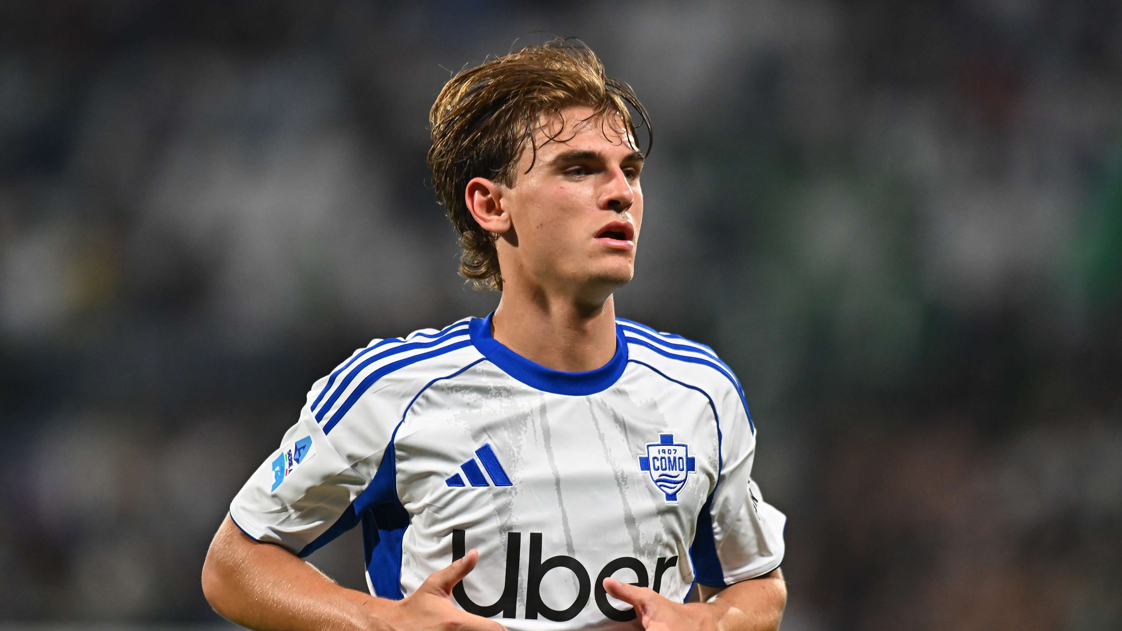 Arsenal snubbed by Paz?! Future call made after Mourinho chat  