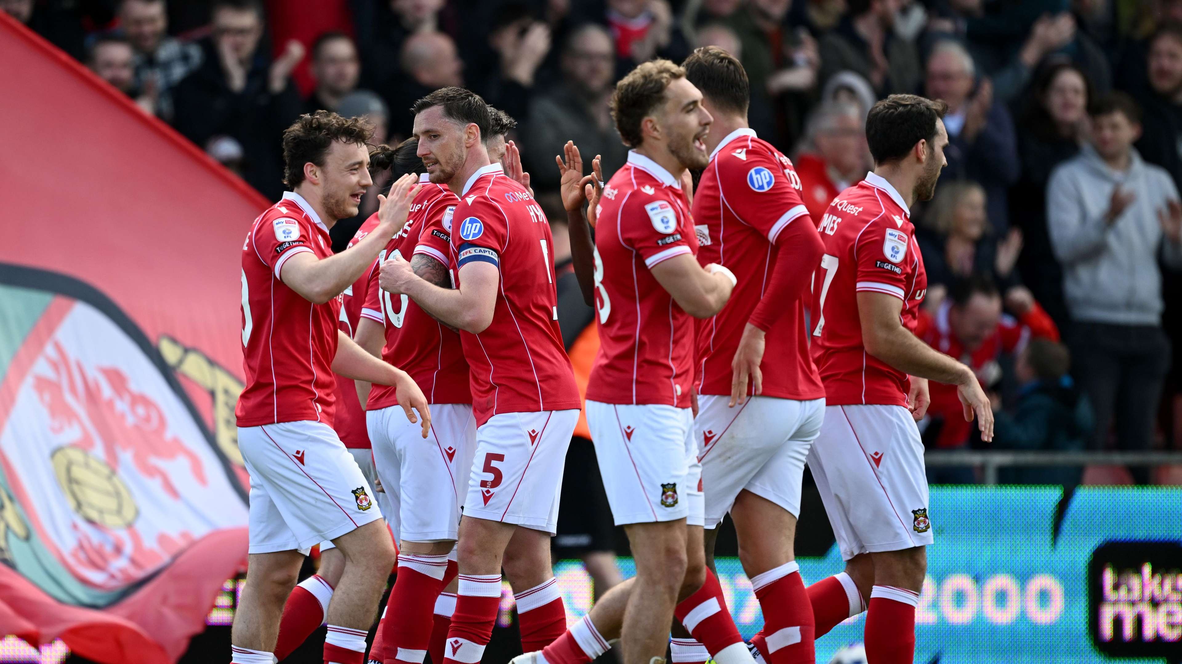 Reynolds and Mac to strengthen four positions in record Wrexham window  