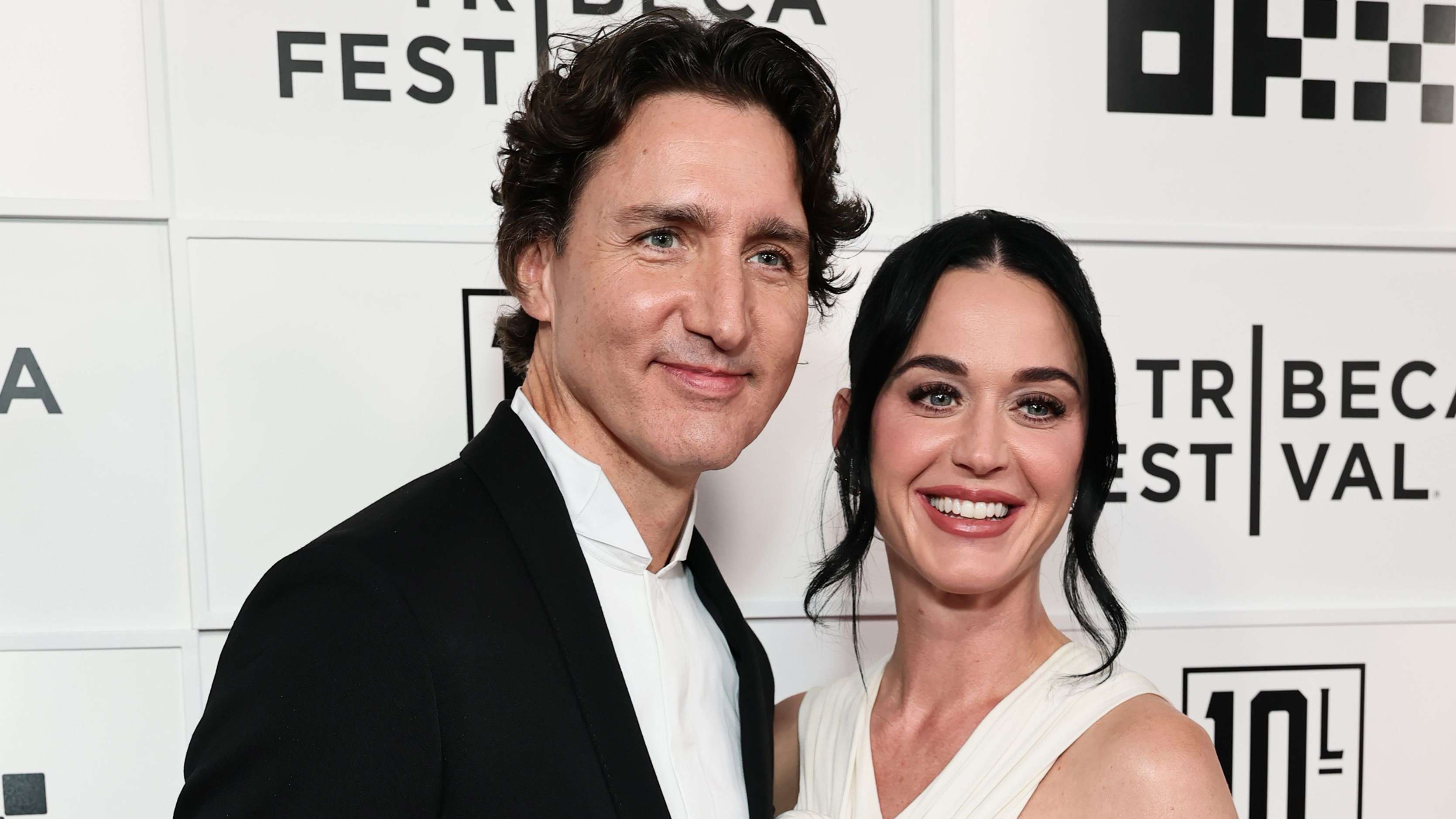 'Boyfriend duties' - Trudeau slammed for attending Perry's WC date over Canada's opener  