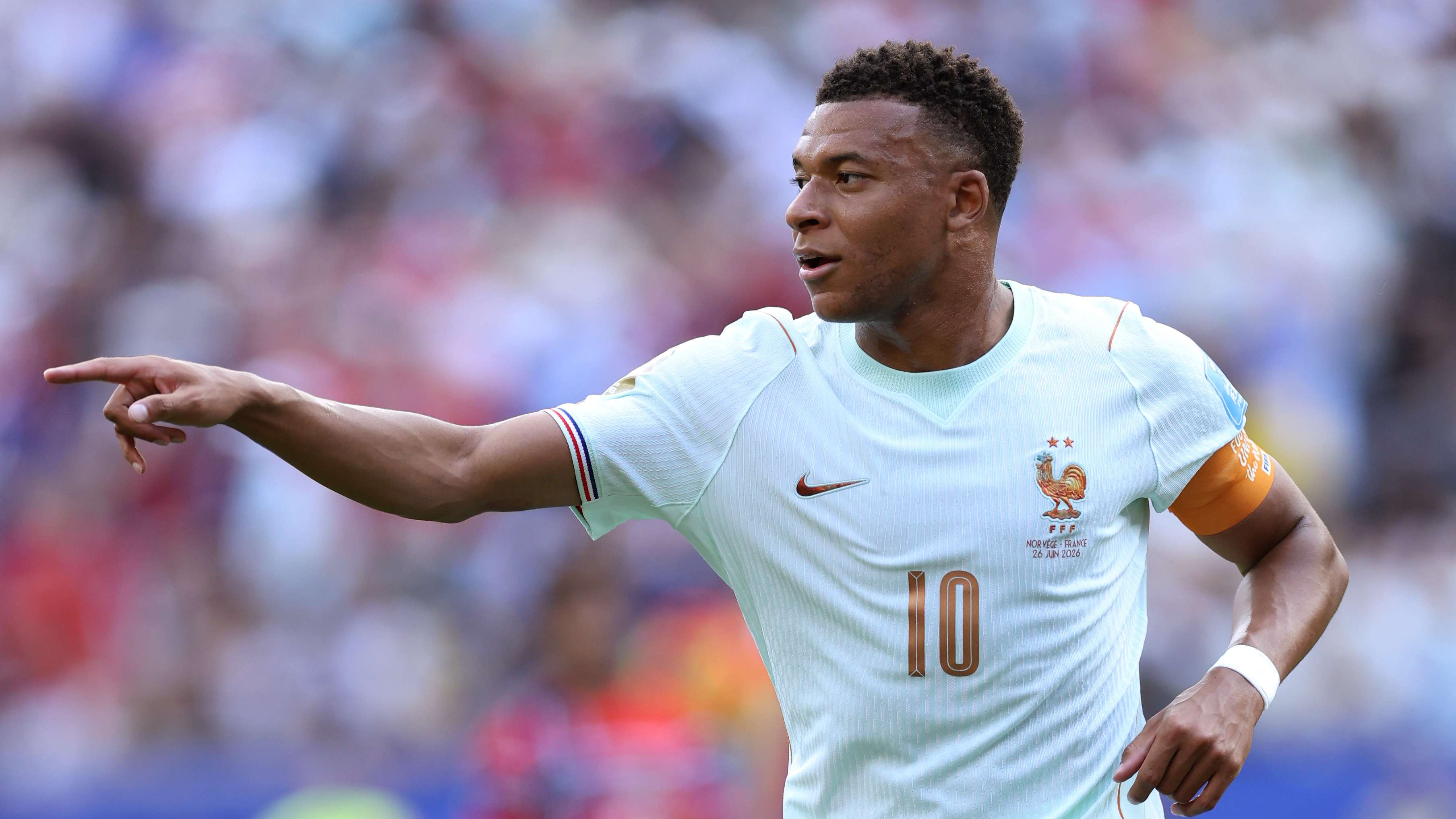 'Reminds me of myself at my peak' - Mbappe paid ultimate compliment by Ronaldo  