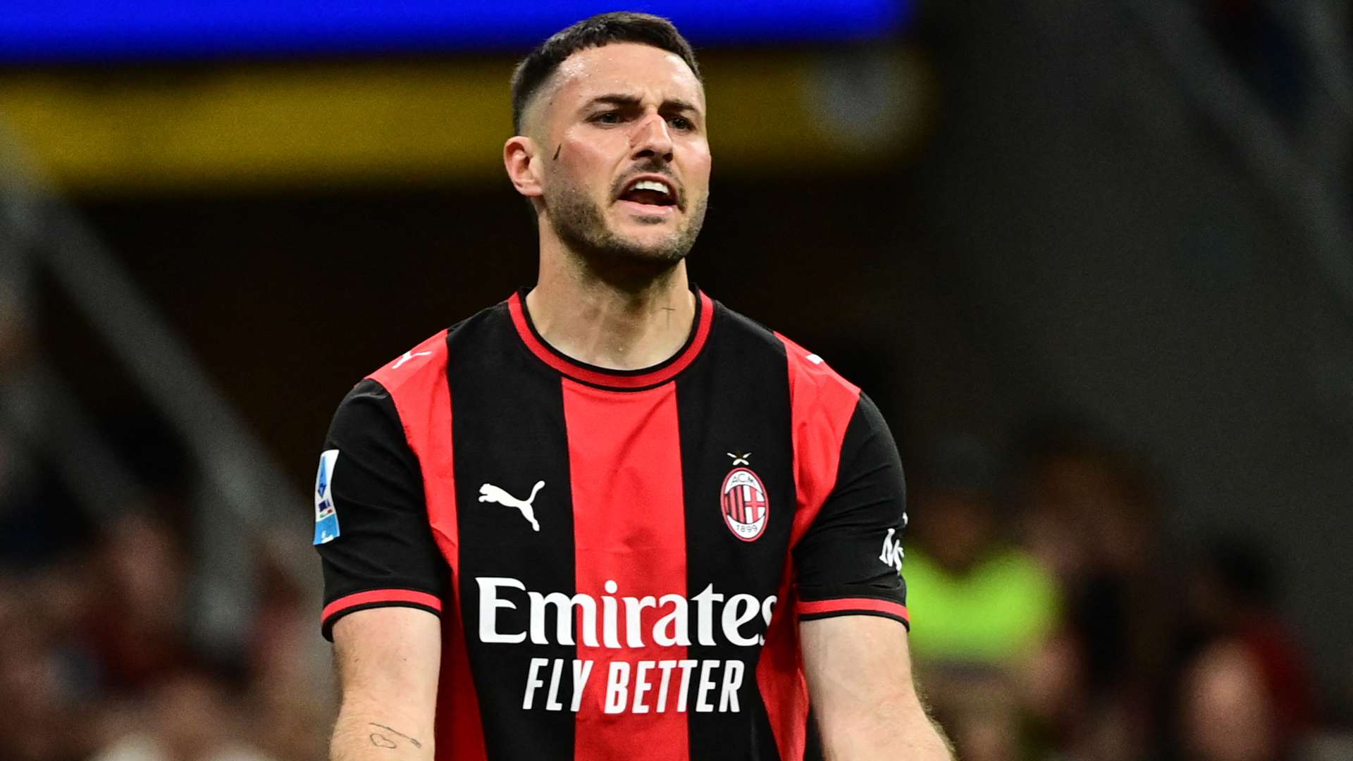 First club approach AC Milan for Santiago Gimenez  