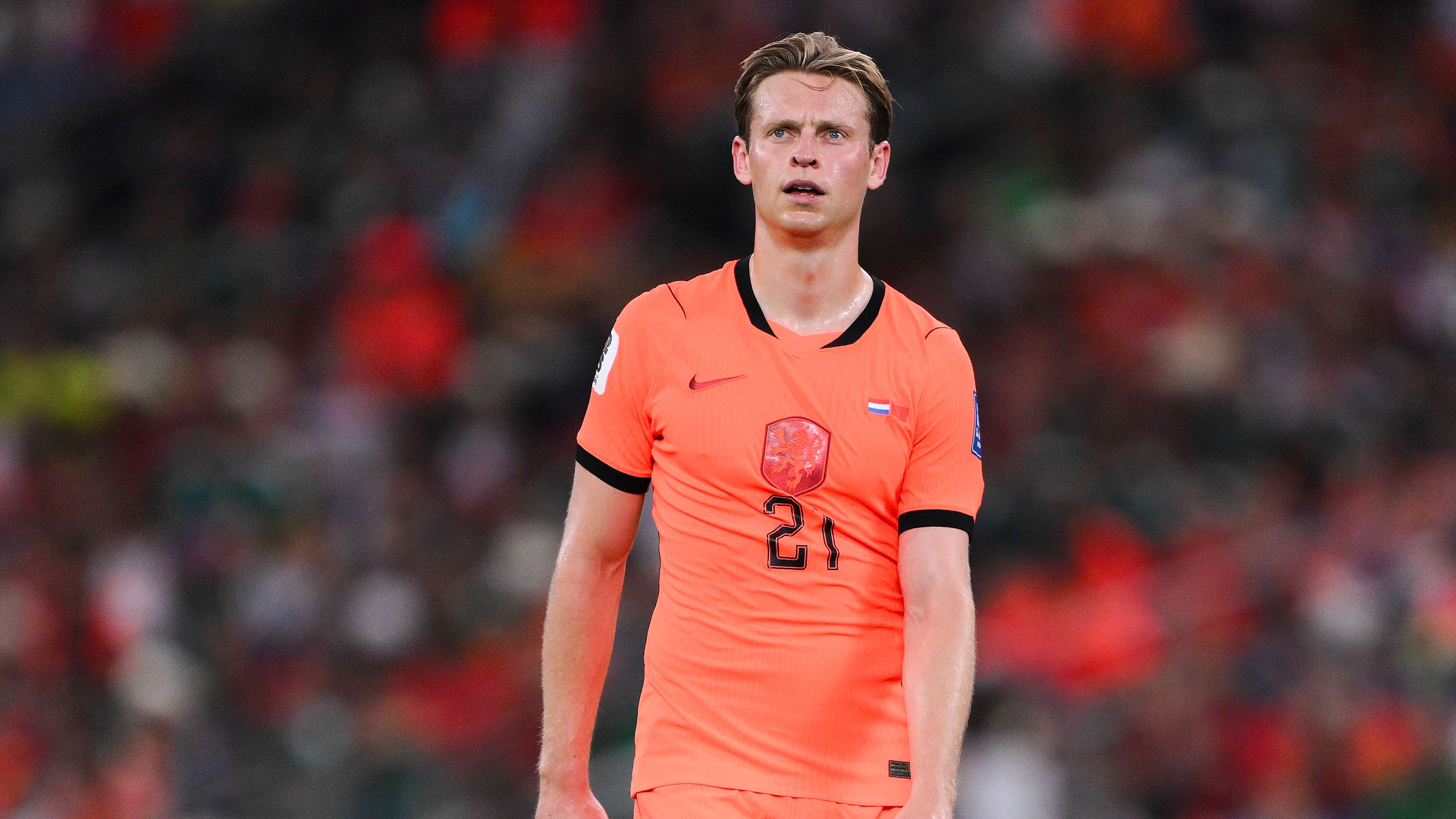 Barca furious with Koeman over De Jong injury  
