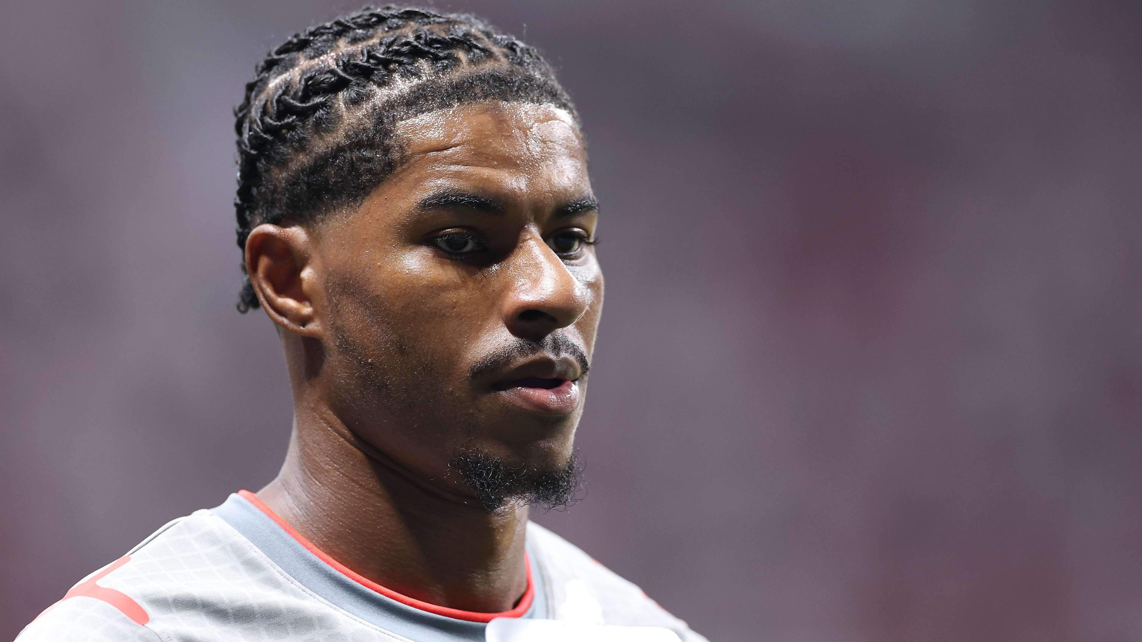 Rashford responds to Man Utd transfer talk  