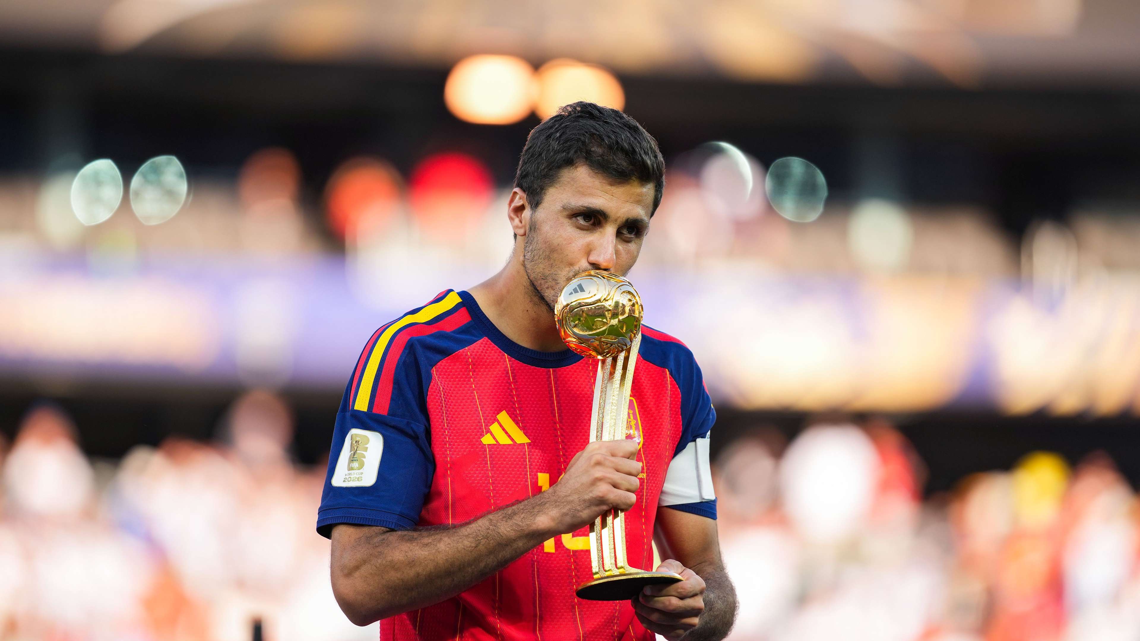 The transfer window heats up: Barcelona and Paris Saint-Germain rival Real Madrid for Rodri  