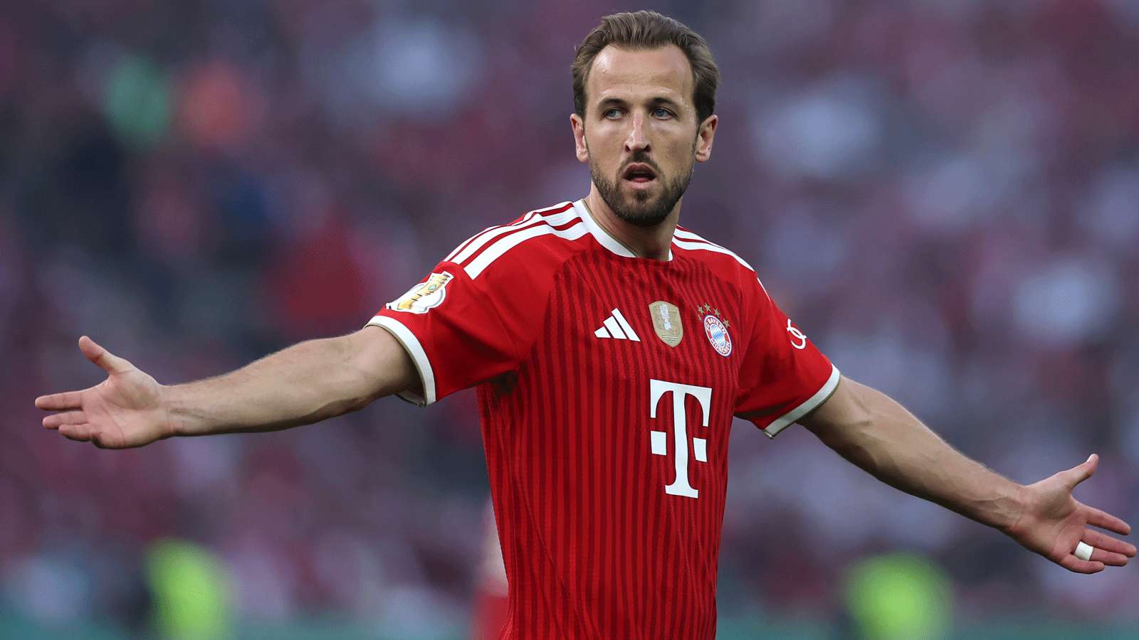 Bayern Munich target Man Utd star as Kane successor  
