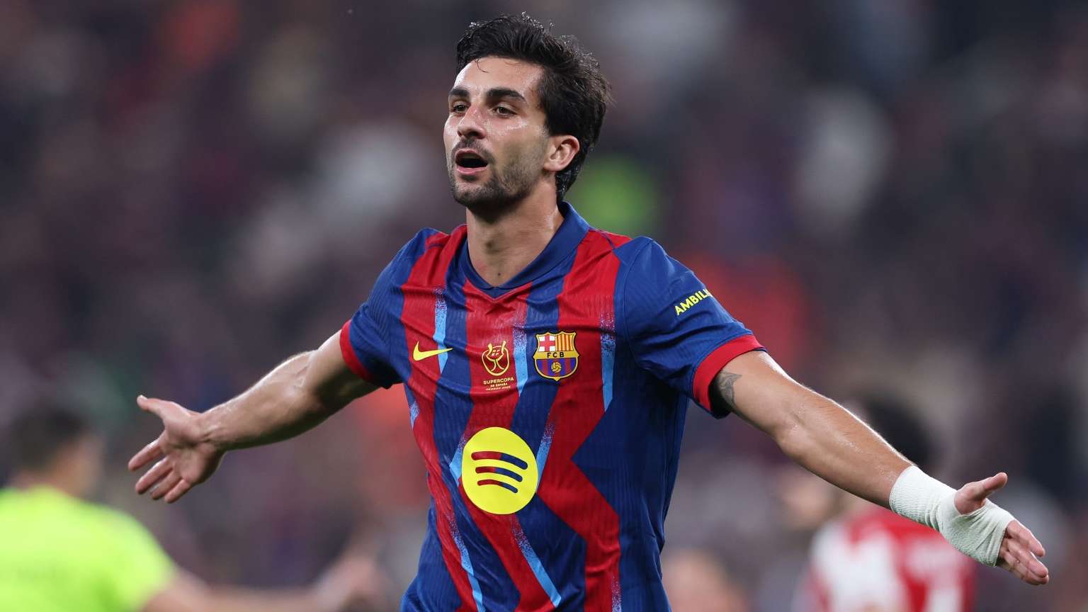 Ferran Torres apparently wants to leave Barcelona  