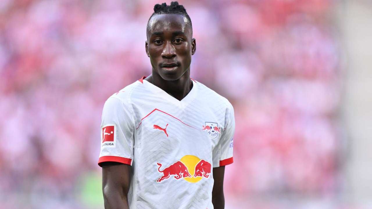 Amid Real Madrid negotiations: Leipzig issues official statement regarding Diomande  