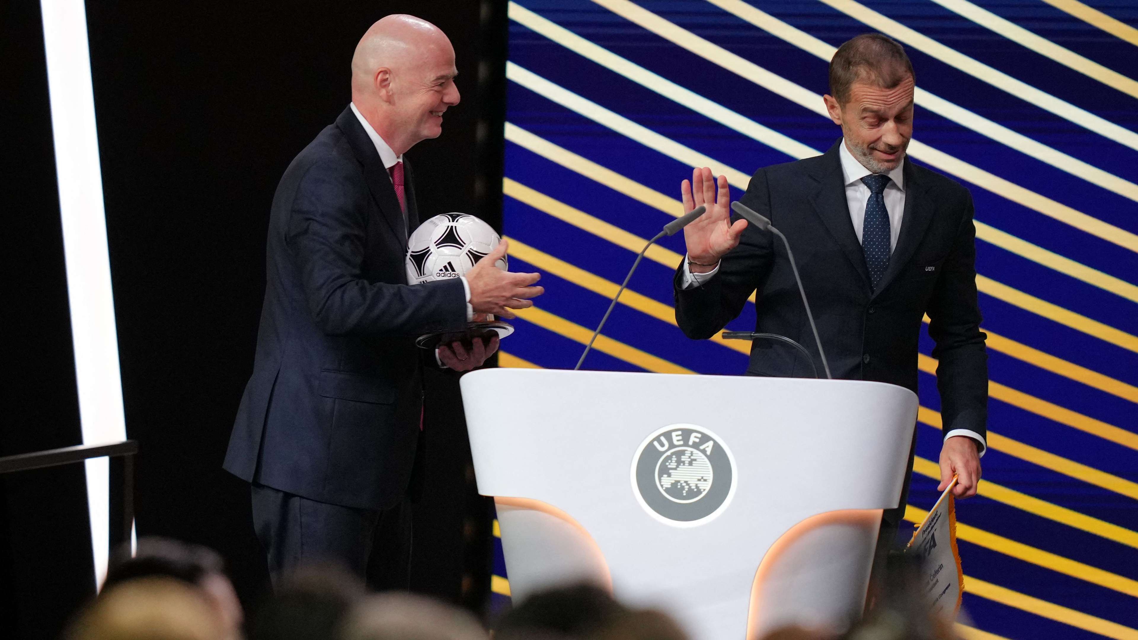 After the failure of the World Cup sale plan: UEFA withdraws its confidence from Infantino  