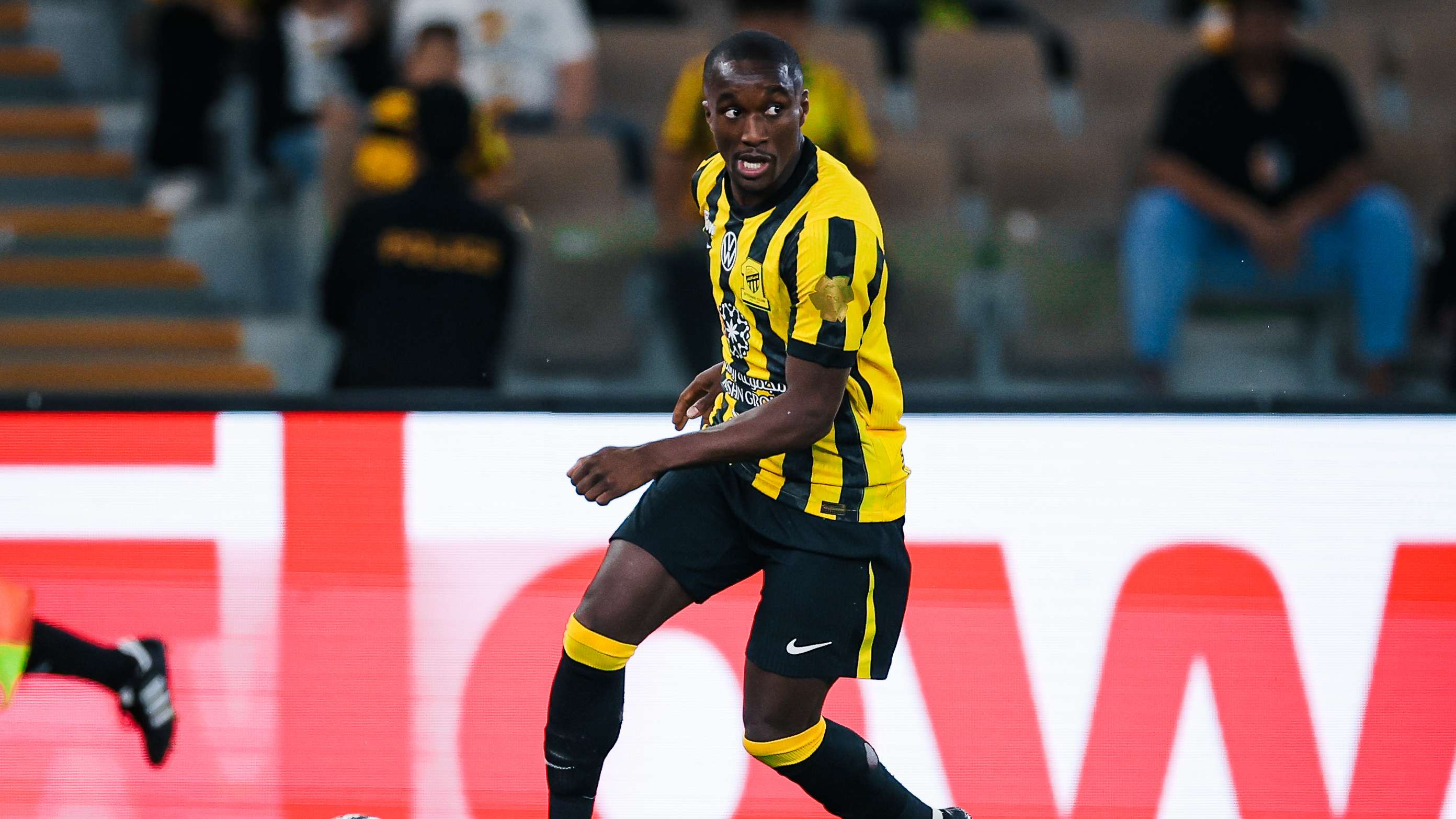 Inter Milan change their plan to sign Diaby with a new offer  