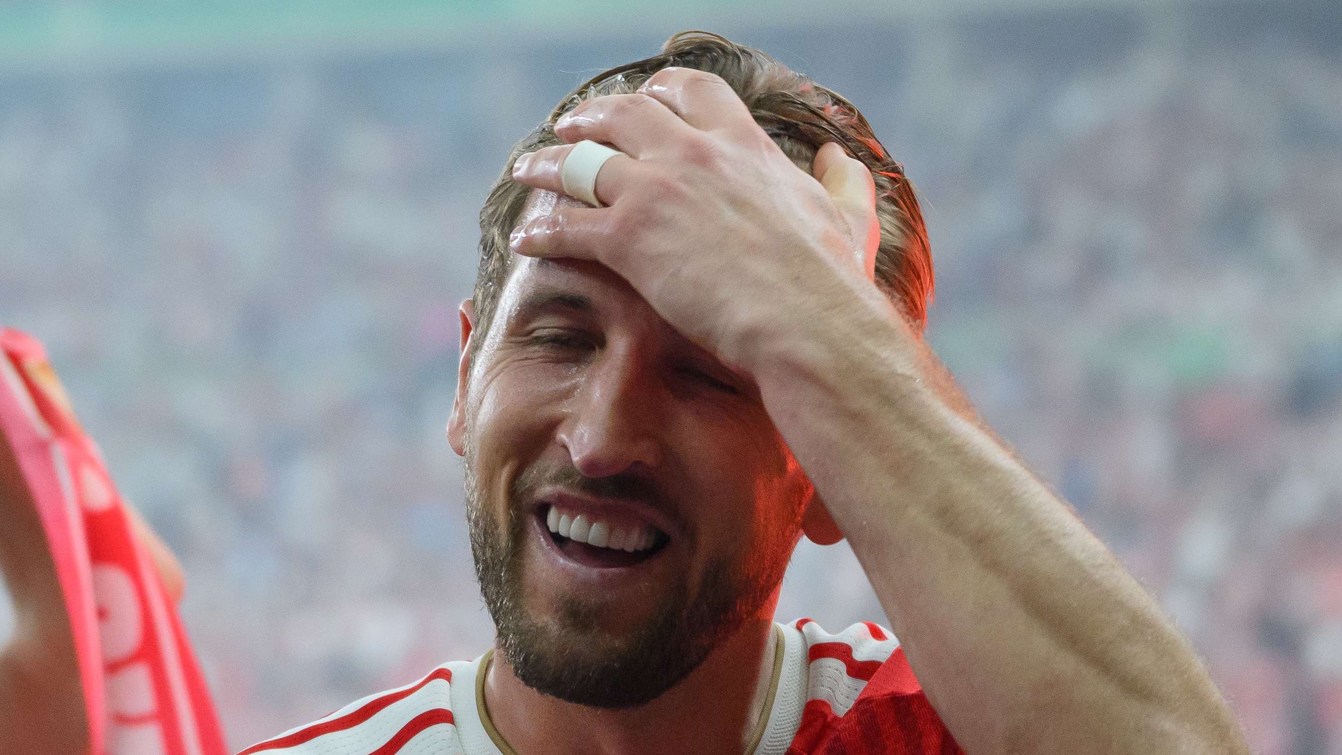 Harry Kane urged to seal emotional Tottenham return  