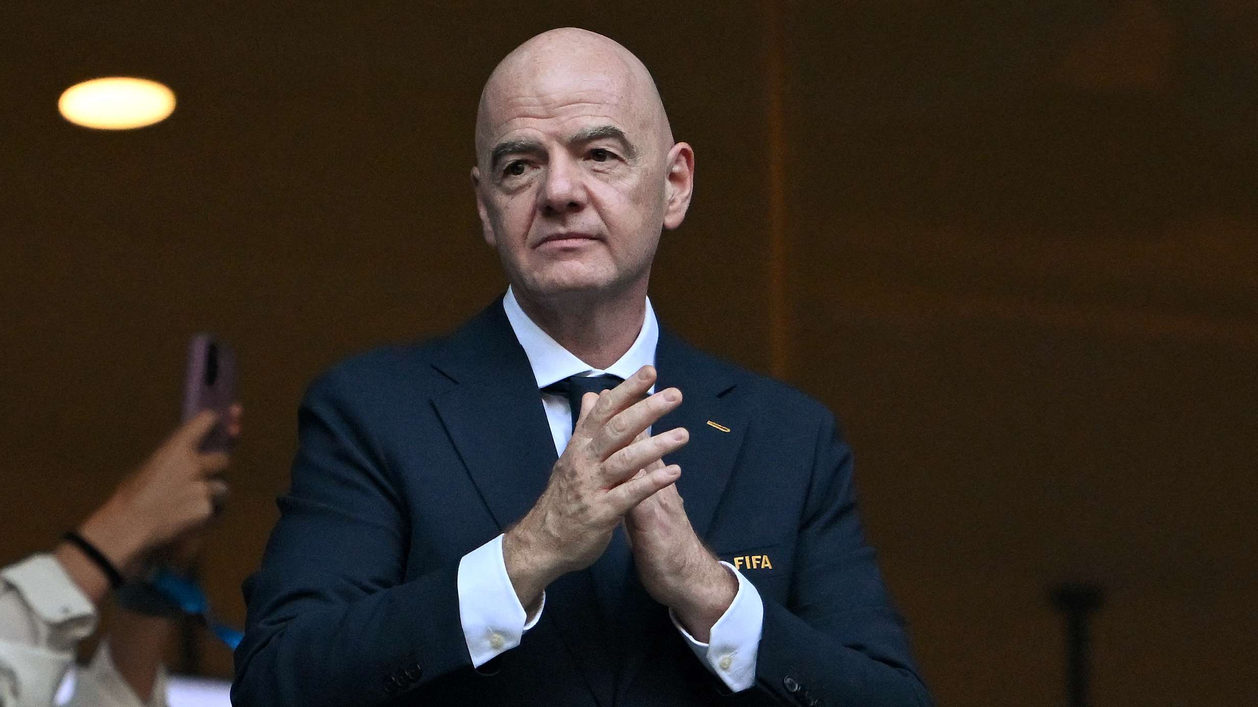Against the tide: an Arab nation announces its support for Infantino  