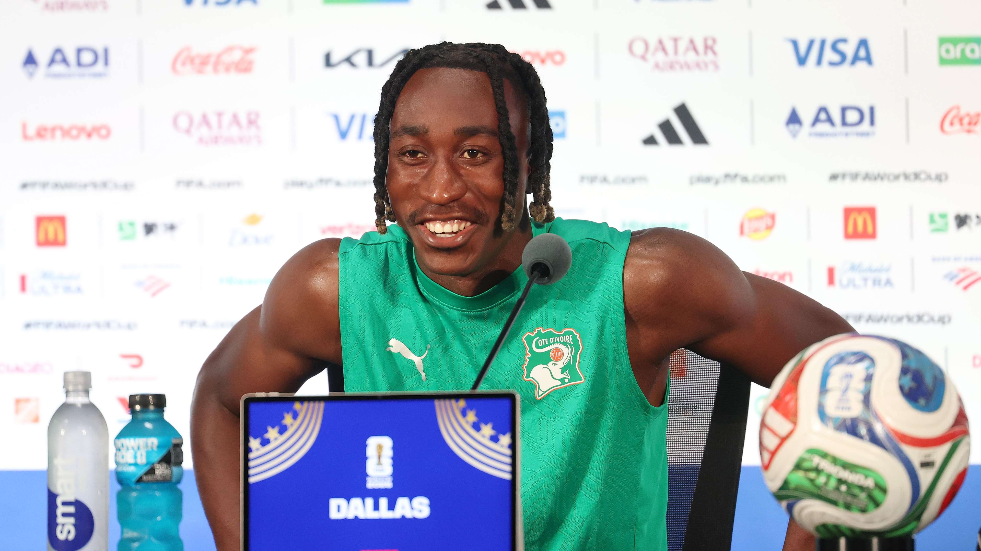 A major surprise: Diomande holds the key to an escape to Real Madrid in his pocket!  