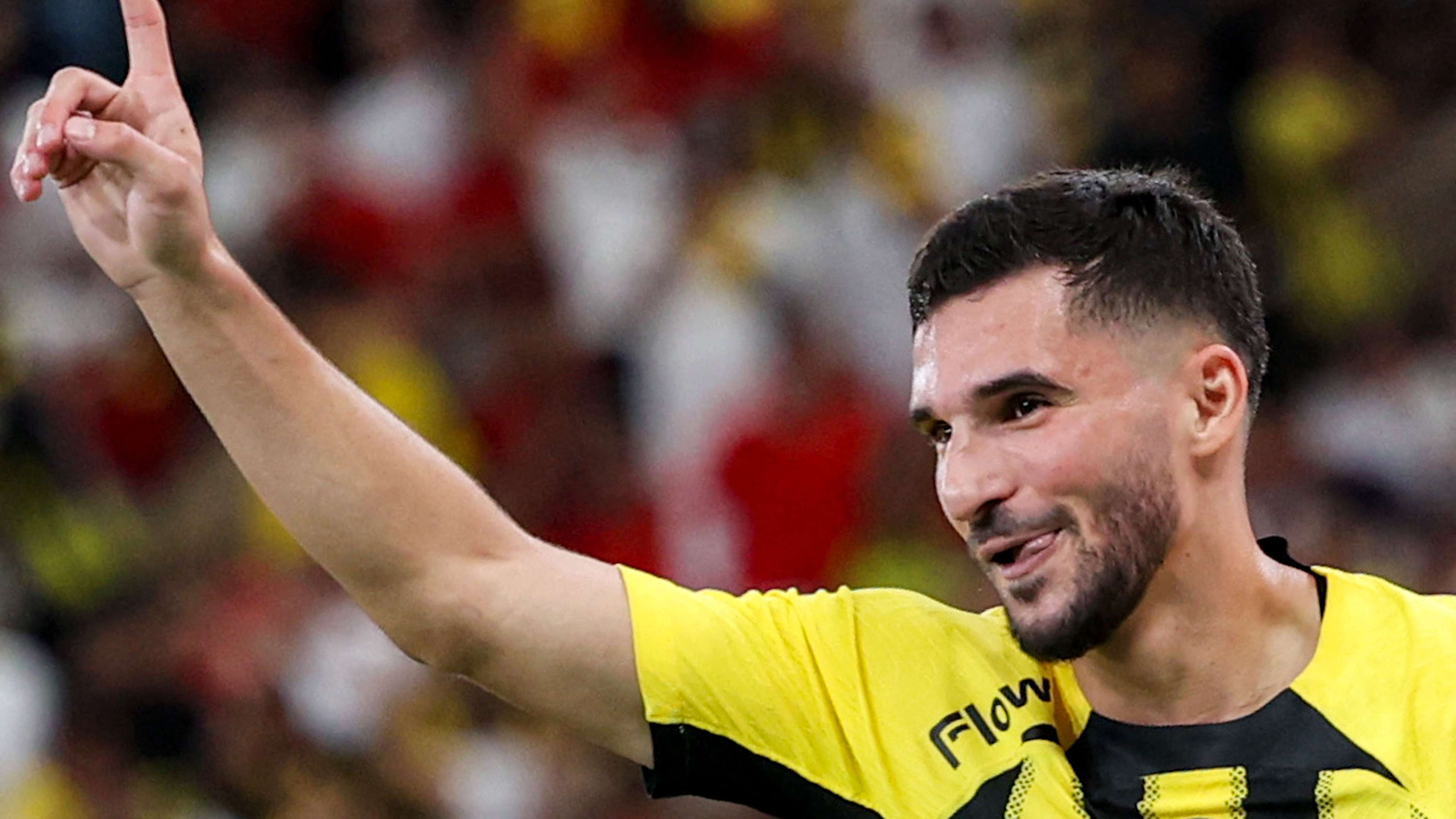 Awar returns to Al-Ittihad's line-up at the start of the Asian journey: an attacking surprise  