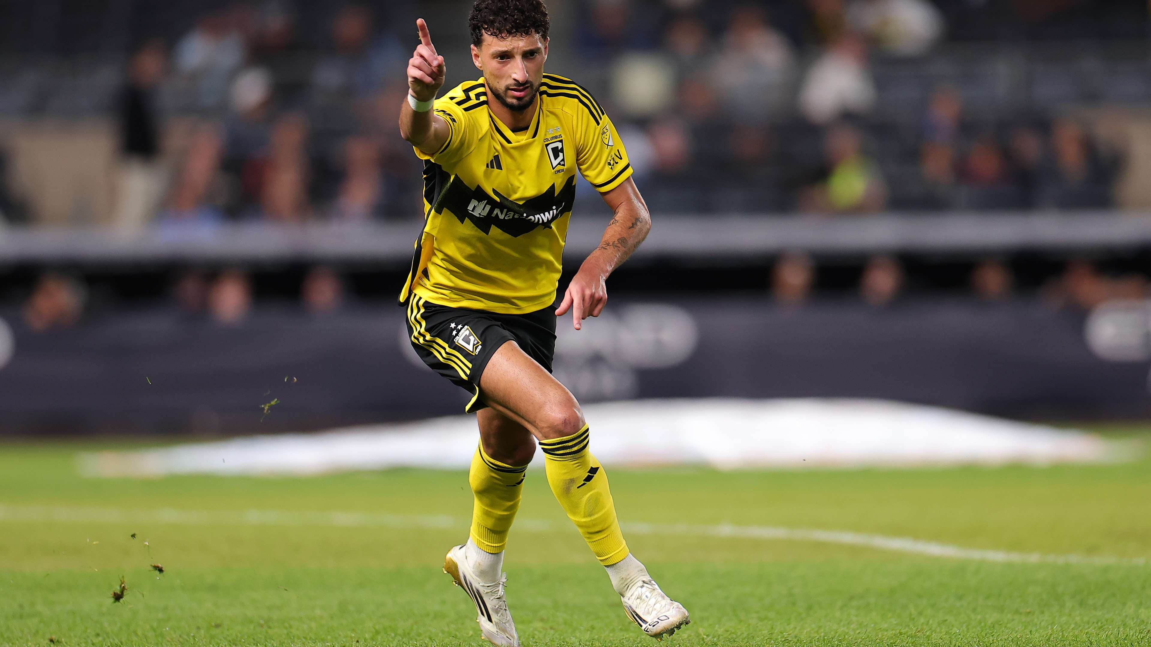Shobeir clarifies the truth about Wissam Abou Ali's return to Al-Ahly, and reveals the value of the Bezerra deal  