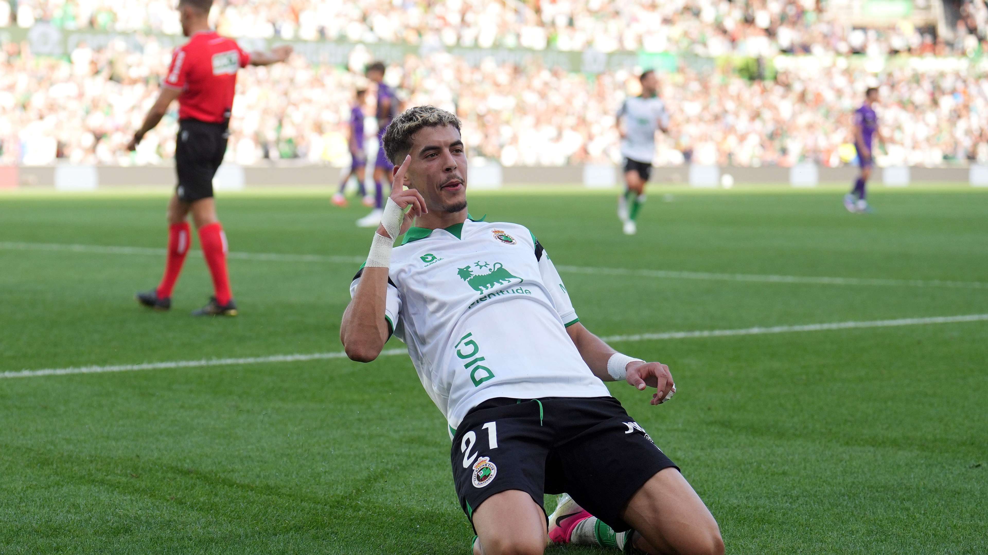 Barcelona or Real Madrid: Spanish newspaper reveals El Zabiri's dream  