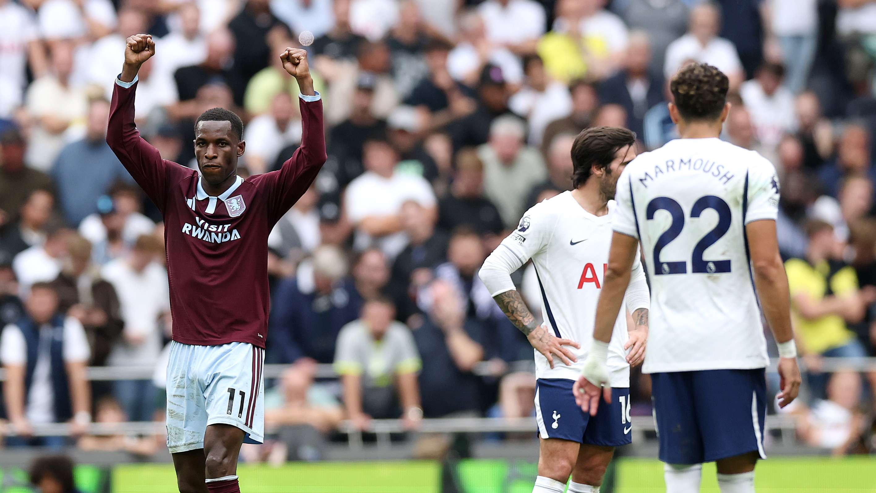 Cole and Gerrard warn Spurs of relegation threat  