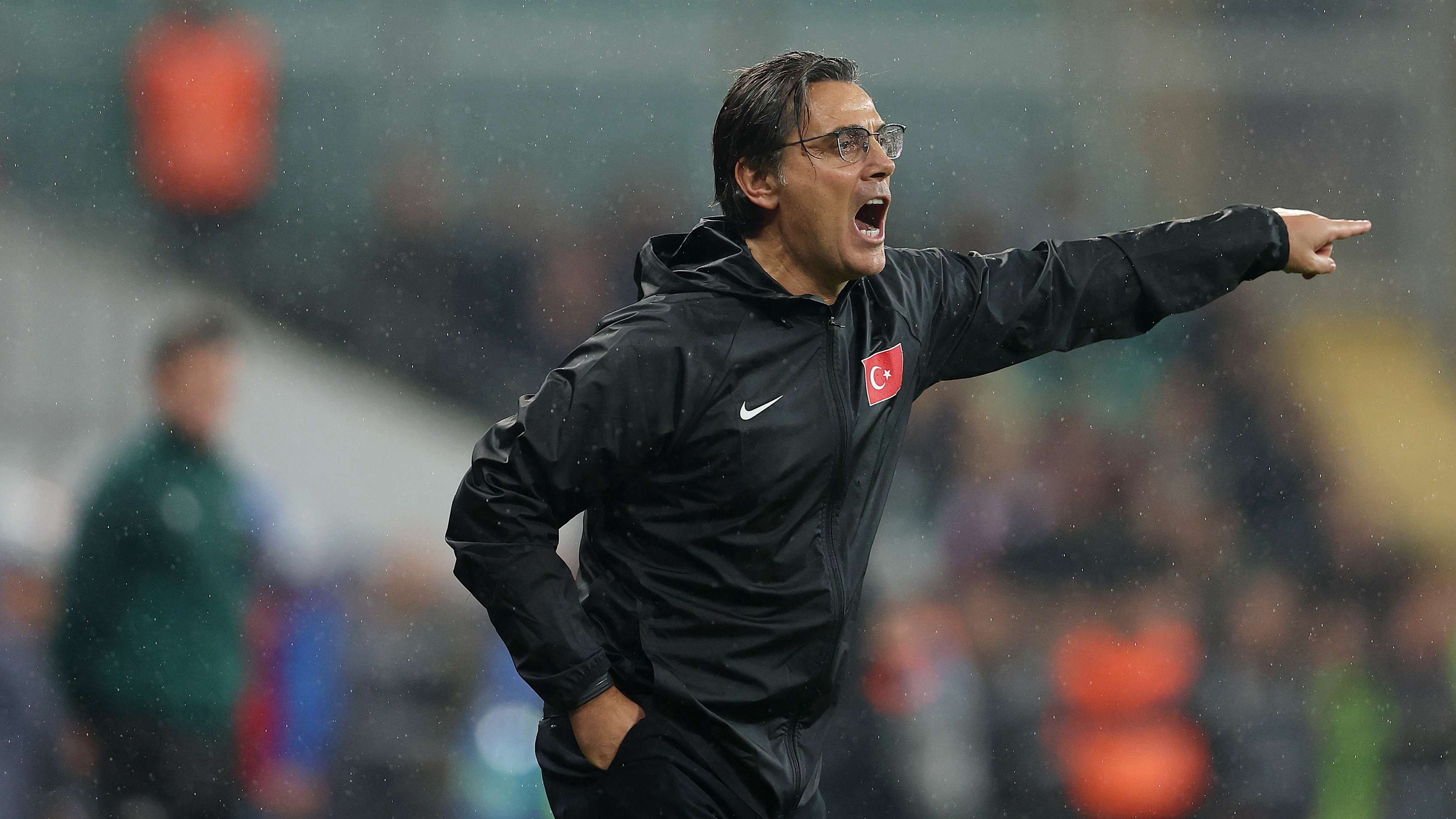 Montella under fire, fans say: "Resign". He says: "I’m staying, three years ago we were in League C"  