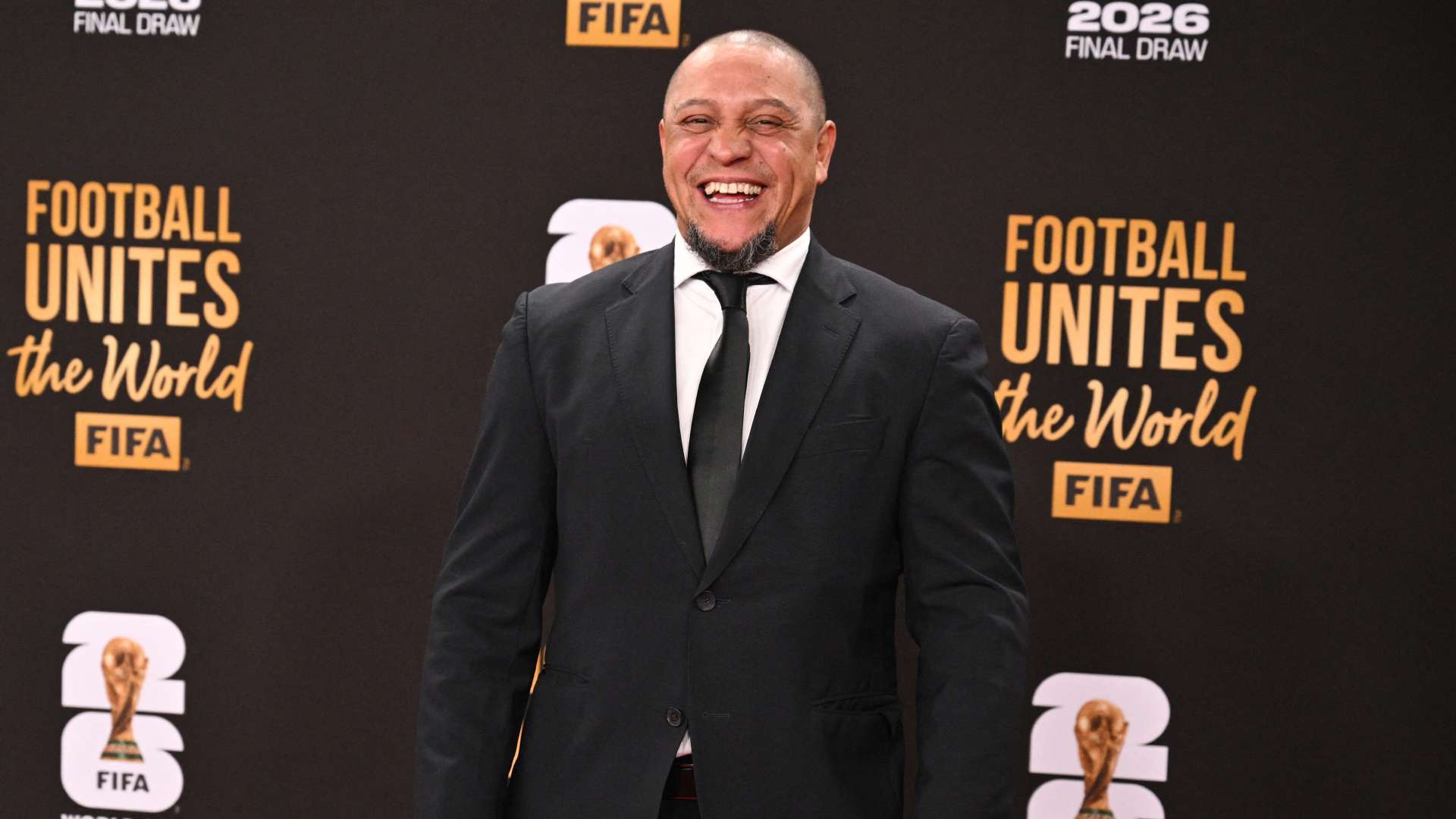 With the participation of a Saudi prince: the start of Ronaldo and Roberto Carlos's giant project  