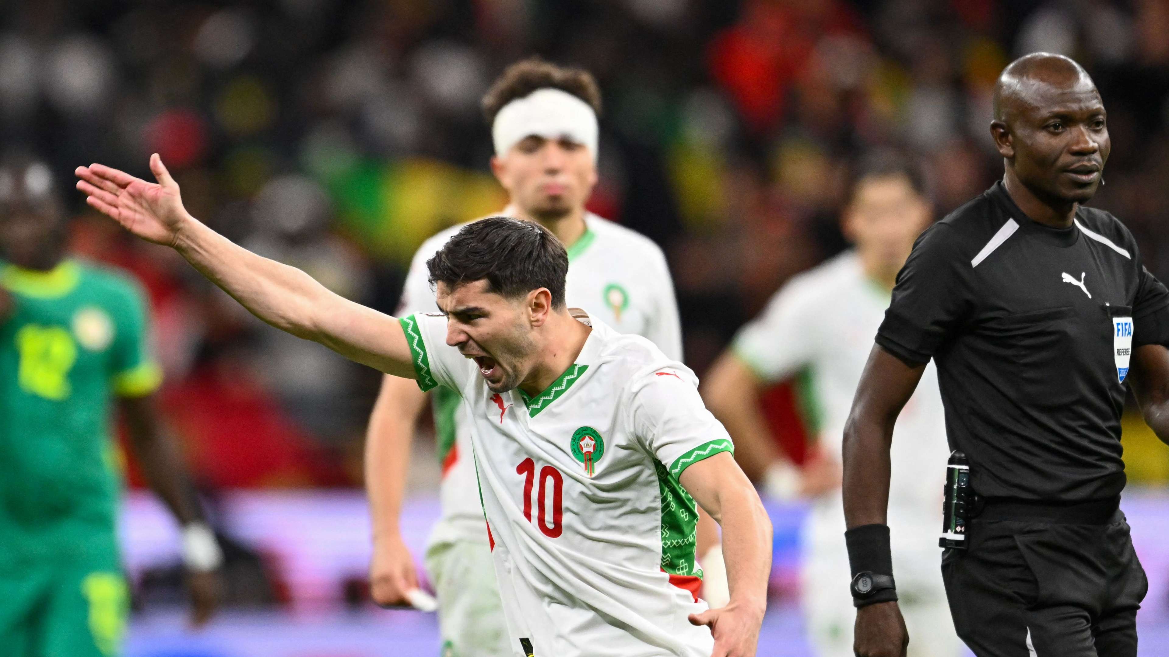New leaks: Morocco accuses an official of influencing the referee and Senegal alleges the existence of corruption  
