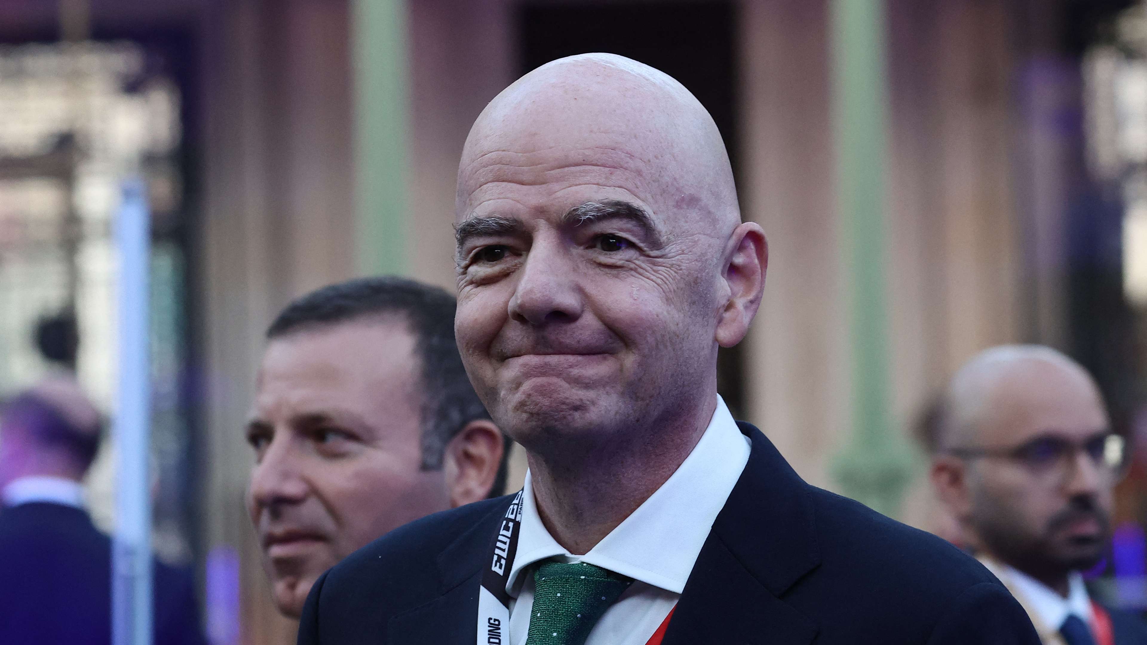 "Scandal": a new leak accuses Infantino of covering up Manchester City's violations  