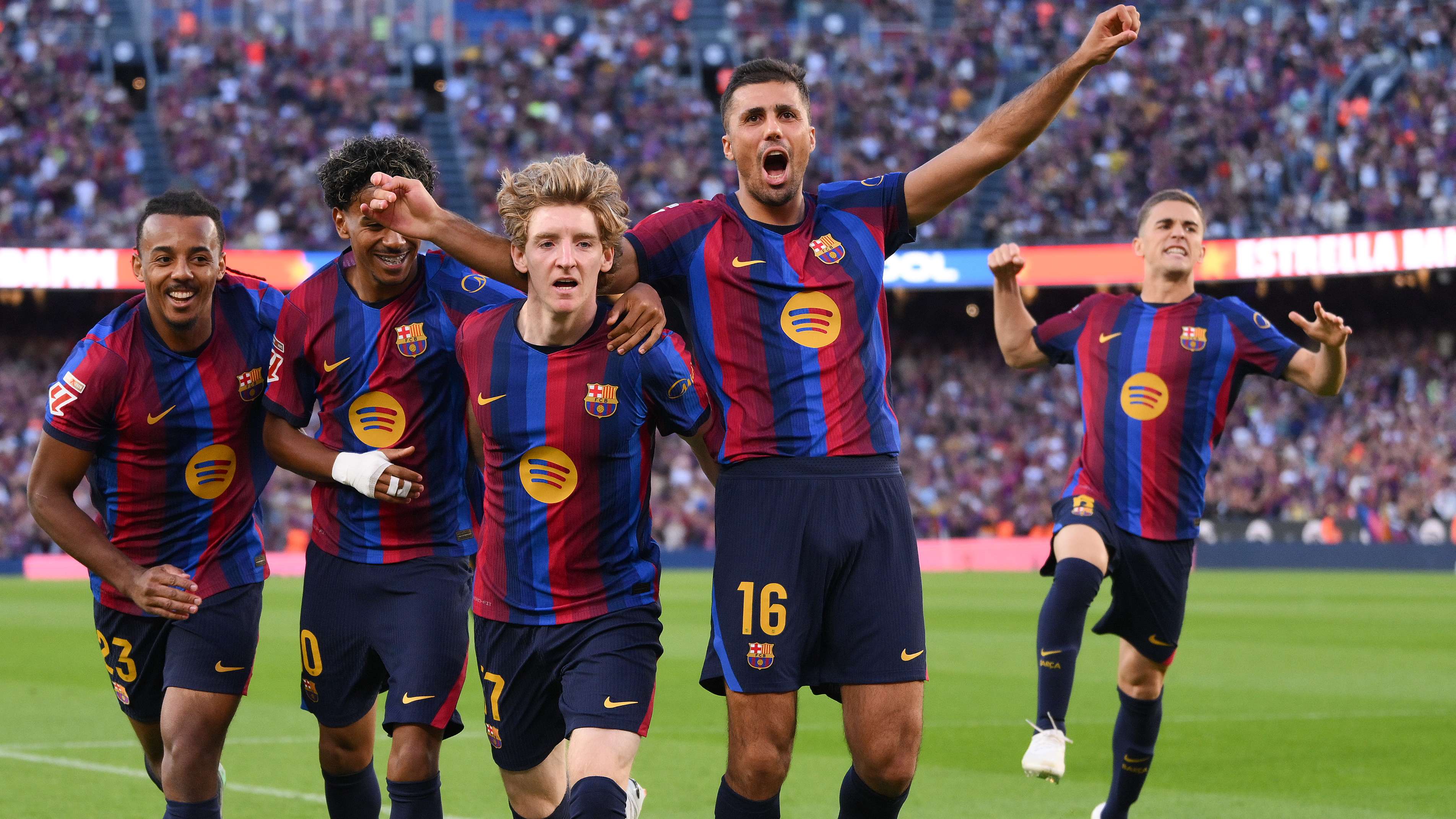 Artificial intelligence predicts the result of the Barcelona v Galatasaray match  