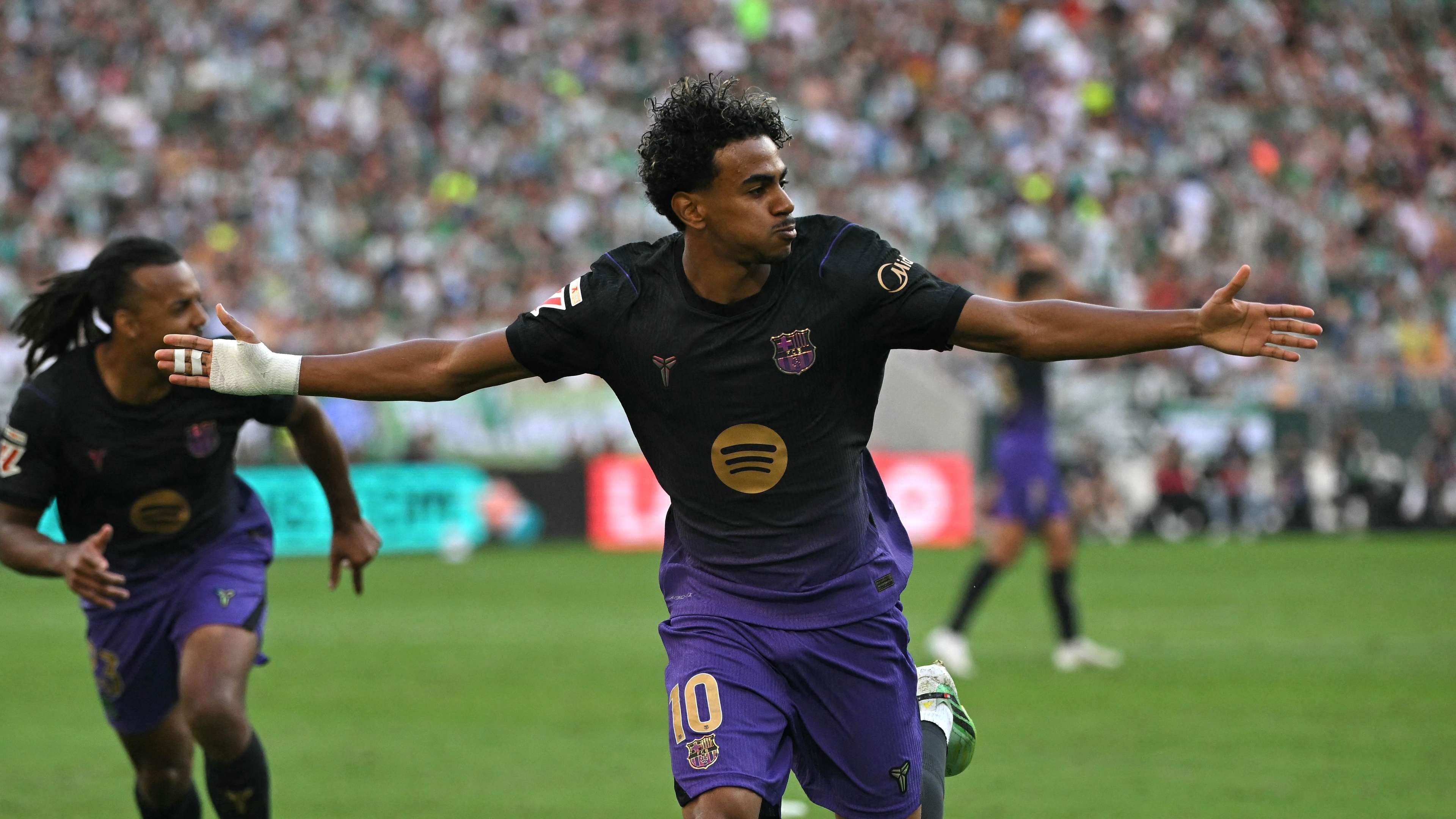 After Laporta's admission: can Paris Saint-Germain snatch Lamine Yamal from Barcelona?  