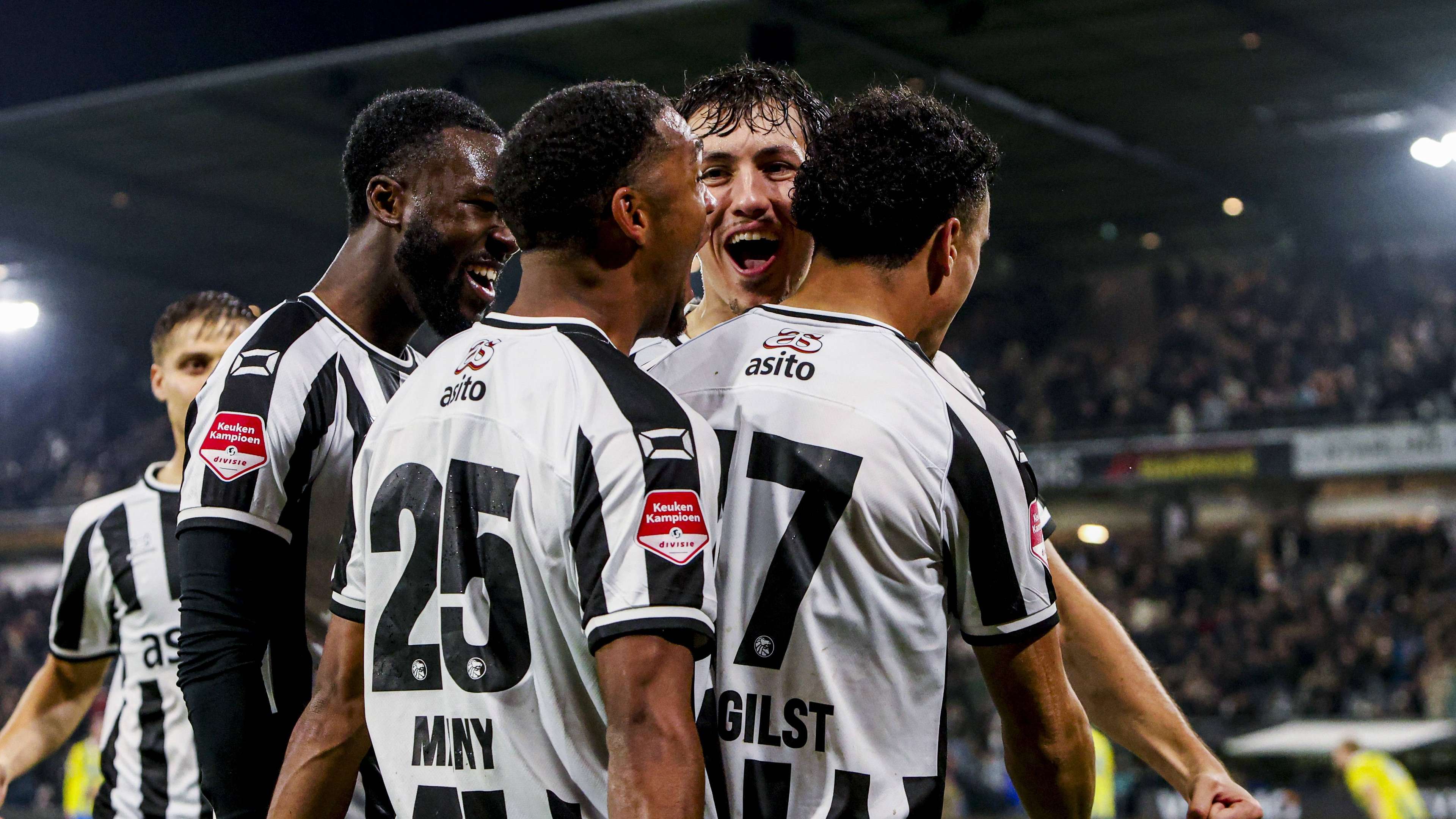 Heracles Almelo claim period title in the Eerste Divisie with convincing win over RKC Waalwijk  
