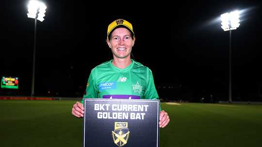 Lanning, Sutherland give holders Hurricanes a losing start  